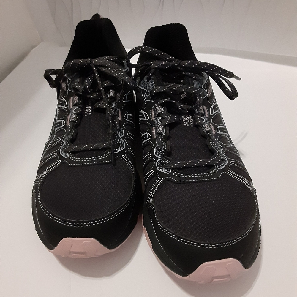 ASICS Gel Venture running shoes